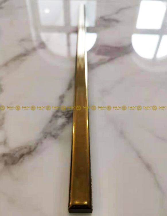 Obrázek k výrobku 2538 - Mikrokrystalická listela Flat gold